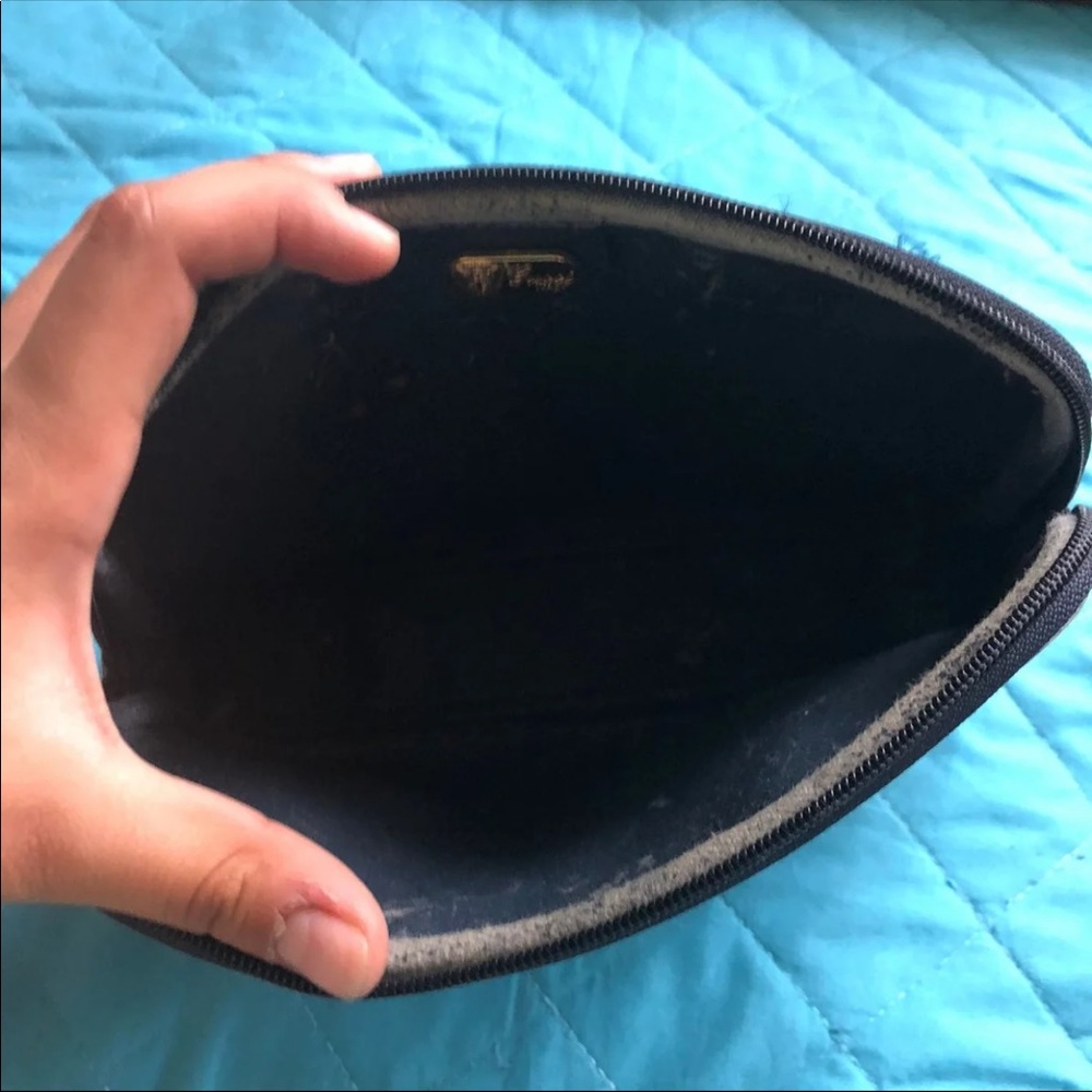 Vintage Gucci pouch *sold* - Picture 4 of 7
